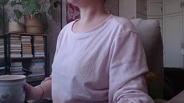 Koreanowner online show from 02-14-26, 07:16