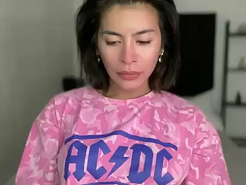 your bianca69 online show from 02-28-25, 06:54