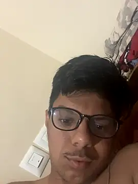 Snapshot of pavanboy chatting on 12-02-25, 04:35 pavanboy online show from 12-02-25, 04:35