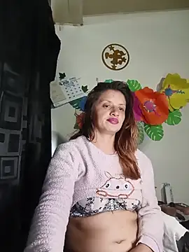 Snapshot of kattydirtylol chatting on 04-21-26, 12:00 kattydirtylol online show from 04-21-26, 12:00