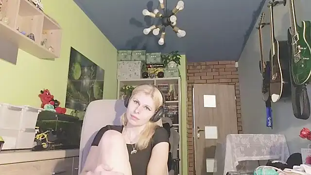 karmija online show from 01-10-25, 10:04