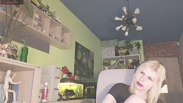 karmija online show from 03-13-25, 01:50