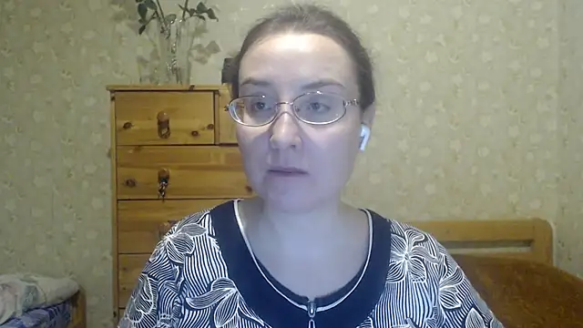 Smart Rose online show from 02-07-25, 01:15