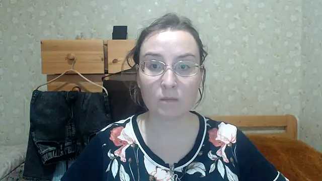 Smart Rose online show from 10-27-25, 12:09