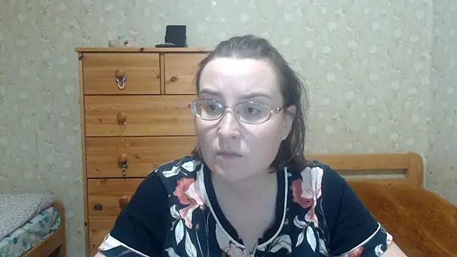 Smart Rose online show from 11-14-25, 04:28