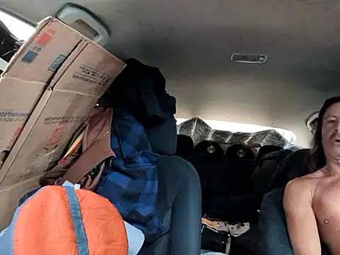 Snapshot of OGXXXOG chatting on 03-14-25, 09:00 OGXXXOG online show from 03-14-25, 09:00