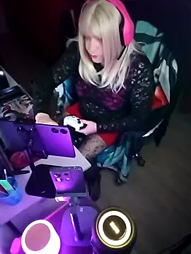 JulietteMaitresse online show from 04-19-26, 07:49