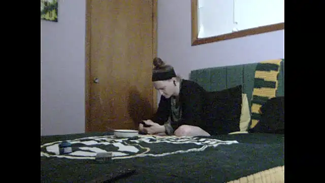 Snapshot of bam420bam chatting on 03-09-25, 11:47 bam420bam online show from 03-09-25, 11:47