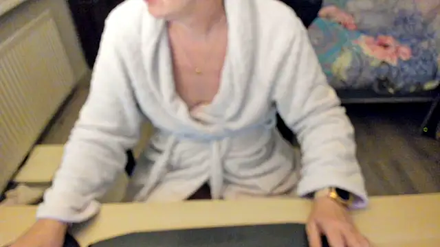 Snapshot of minoesje37 chatting on 01-20-25, 08:29 minoesje37 online show from 01-20-25, 08:29