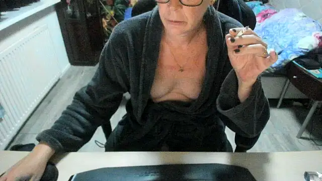 Snapshot of minoesje37 chatting on 10-01-25, 07:53 minoesje37 online show from 10-01-25, 07:53