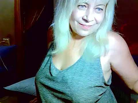 Snapshot of AgoniA7 chatting on 06-28-26, 06:36 AgoniA7 online show from 06-28-26, 06:36