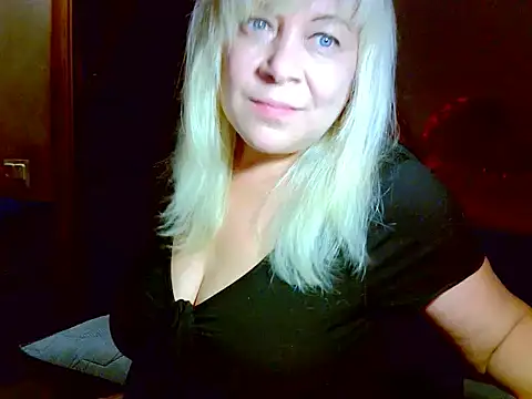 Snapshot of AgoniA7 chatting on 07-28-26, 06:20 AgoniA7 online show from 07-28-26, 06:20