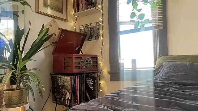 Snapshot of Sad1st1kSadie chatting on 03-07-25, 10:43 Sad1st1kSadie online show from 03-07-25, 10:43