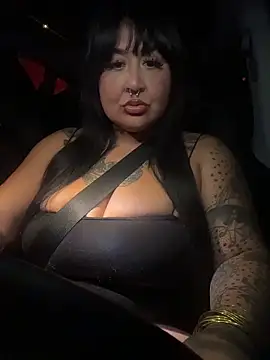 Snapshot of Sad1st1kSadie chatting on 02-21-26, 04:13 Sad1st1kSadie online show from 02-21-26, 04:13