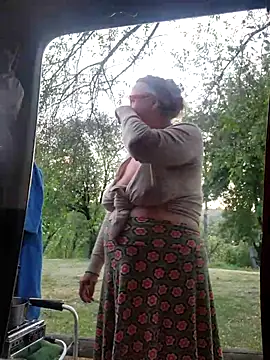 MucMilf59 online show from 04-22-26, 07:15