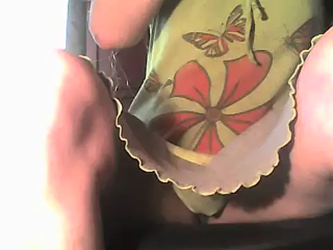 Snapshot of nastena70 chatting on 01-29-25, 03:33 nastena70 online show from 01-29-25, 03:33