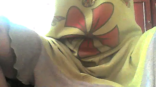 Snapshot of nastena70 chatting on 10-26-25, 02:17 nastena70 online show from 10-26-25, 02:17