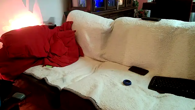 Truganini1 online show from 02-17-25, 03:47