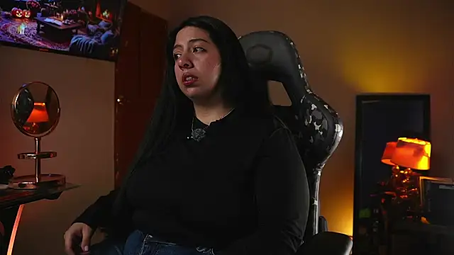 coraline latin online show from 09-24-25, 11:52