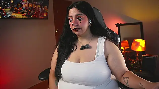 coraline latin online show from 10-31-25, 11:28