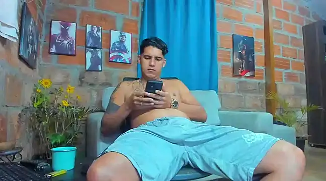 Snapshot of Zack_Grey chatting on 03-13-25, 11:19 Zack Grey online show from 03-13-25, 11:19