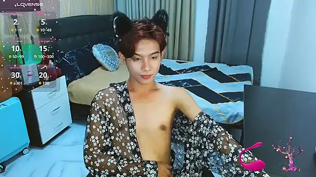 Snapshot of WildestTwink chatting on 03-13-25, 04:12 WildestTwink online show from 03-13-25, 04:12