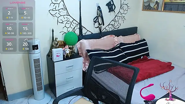 Snapshot of WildestTwink chatting on 11-05-25, 07:14 WildestTwink online show from 11-05-25, 07:14