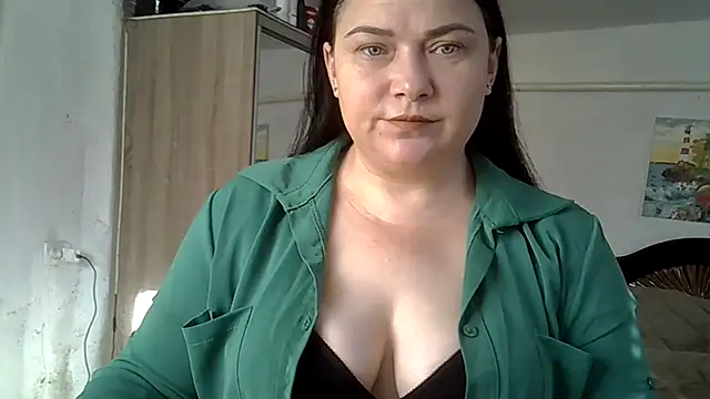 Snapshot of TammyAh chatting on 01-05-25, 08:00 TammyAh online show from 01-05-25, 08:00