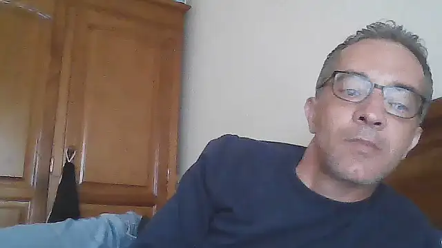 CarlosRocha73 online show from 04-07-26, 11:10