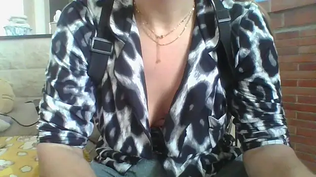 fammefatale1987 online show from 03-07-26, 02:03