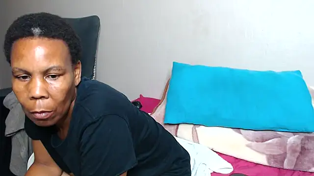 Snapshot of SuperNova40 chatting on 03-20-25, 03:14 SuperNova40 online show from 03-20-25, 03:14