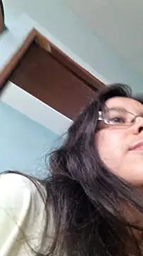 Snapshot of rposhta1991 chatting on 06-03-26, 02:33 rposhta1991 online show from 06-03-26, 02:33