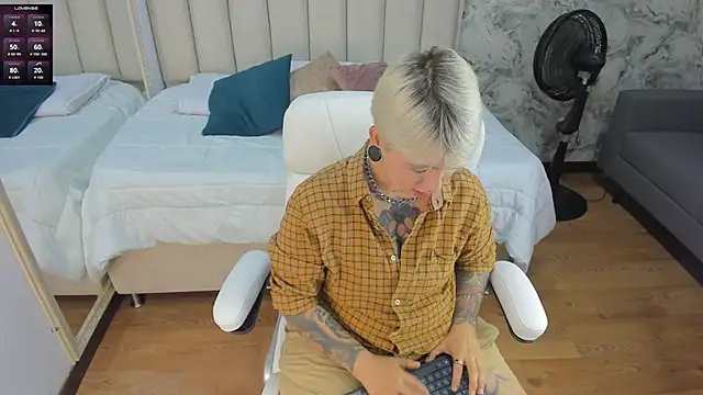 amy ink online show from 11-06-25, 11:22