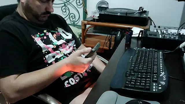 Italian dark desire online show from 11-26-25, 10:05