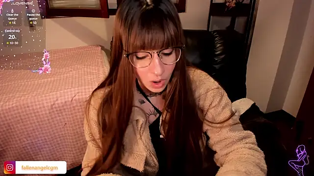 Fallengangel online show from 03-15-26, 07:09