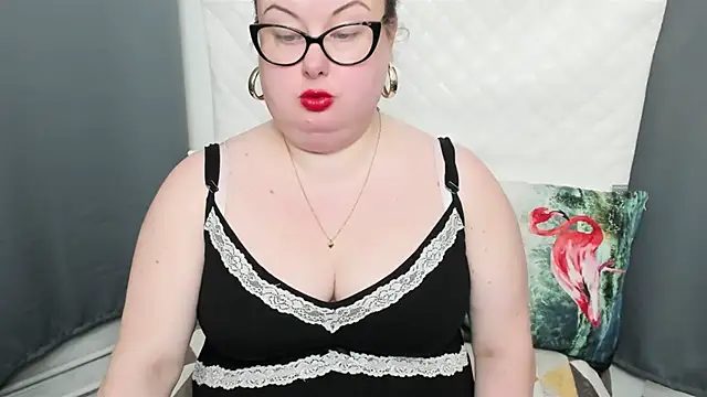 Snapshot of dirtyBonnie chatting on 02-25-25, 08:47 dirtyBonnie online show from 02-25-25, 08:47