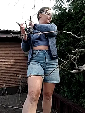 SwedishJennifer online show from 04-22-26, 01:01