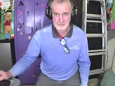 Snapshot of Sweet_Sexy1963 chatting on 12-26-24, 08:42 Sweet Sexy1963 online show from 12-26-24, 08:42