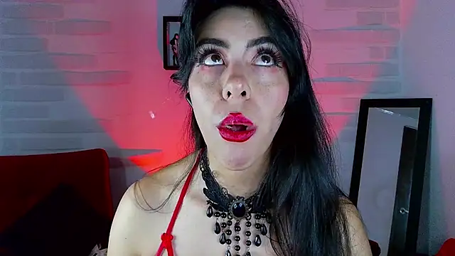 Snapshot of sky_girl1 chatting on 01-18-25, 05:31 sky girl1 online show from 01-18-25, 05:31