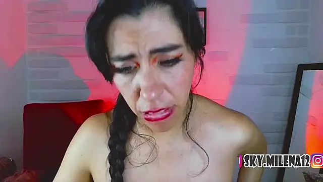 Snapshot of sky_girl1 chatting on 02-09-25, 01:25 sky girl1 online show from 02-09-25, 01:25