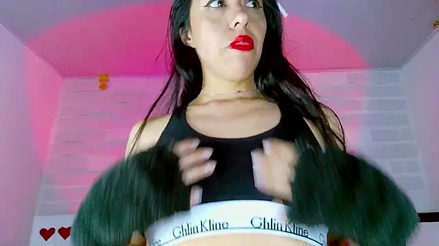 Snapshot of sky_girl1 chatting on 03-20-25, 06:08 sky girl1 online show from 03-20-25, 06:08