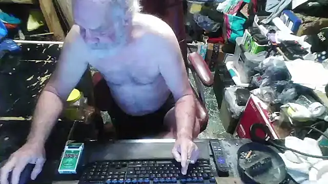 russtee online show from 10-25-25, 05:51