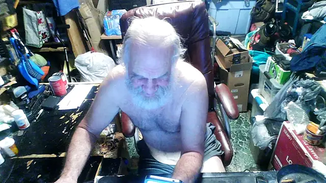 russtee online show from 12-18-25, 11:22