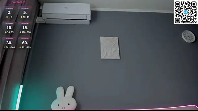 Malika Lisan online show from 04-28-26, 02:27