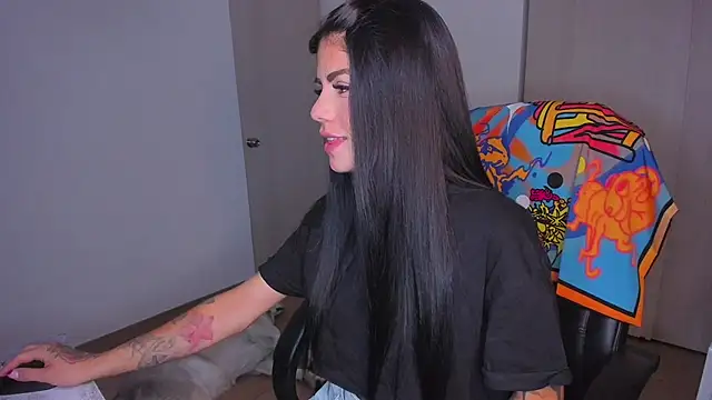 Snapshot of Lisegg_ chatting on 09-12-25, 10:04 Lisegg online show from 09-12-25, 10:04