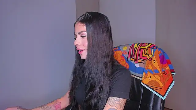 Snapshot of Lisegg_ chatting on 11-24-25, 10:04 Lisegg online show from 11-24-25, 10:04