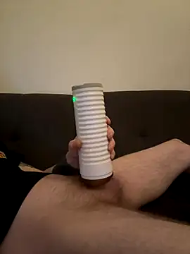 Snapshot of LionBoy1976 chatting on 11-18-25, 05:45 LionBoy1976 online show from 11-18-25, 05:45