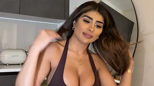 ArabicBarbie online show from 01-08-26, 11:51