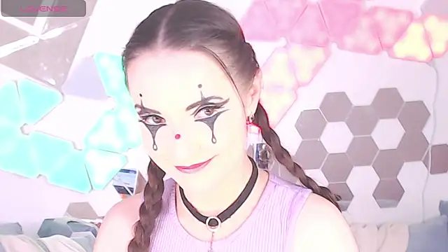 Snapshot of LexiKiss chatting on 01-10-25, 11:00 LexiKiss online show from 01-10-25, 11:00