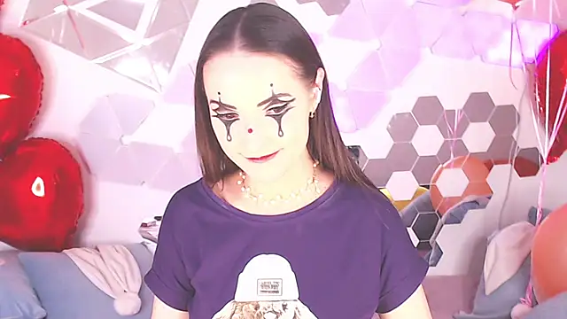 Snapshot of LexiKiss chatting on 02-15-25, 12:11 LexiKiss online show from 02-15-25, 12:11